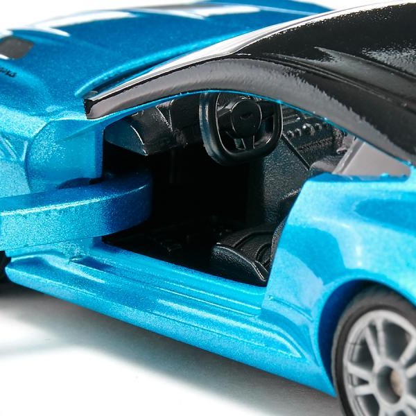 Siku 1582 - Aston Martin DBS Superleggera Sports Car