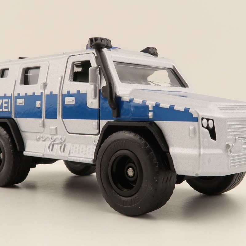 Siku 2304 - Rheinmetall MAN - Survivor R Police - Scale 1:50