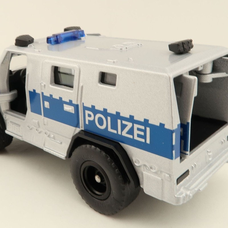Siku 2304 - Rheinmetall MAN - Survivor R Police - Scale 1:50