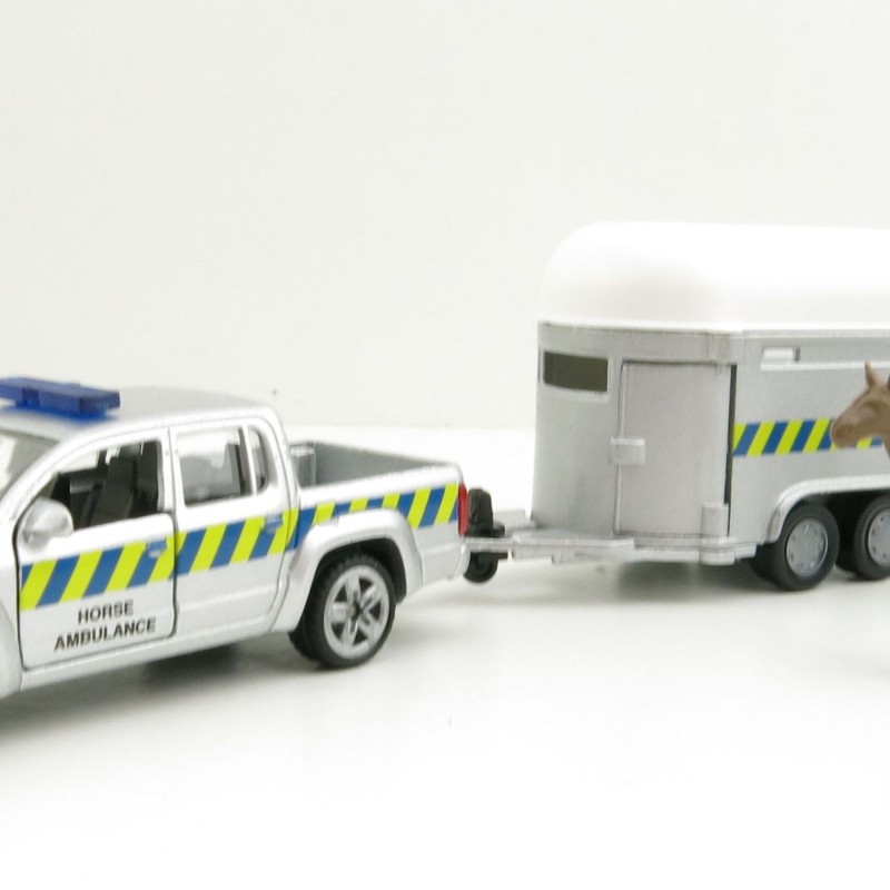 Siku 2310 888 00 - VW Amarok Pick-Up with Horse Trailer - Horse Ambulance - 1:55