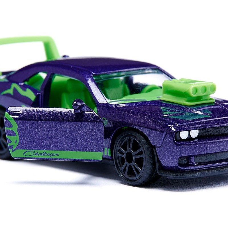 Siku 1572 - Dodge Challenger SRT Hellcat Custom