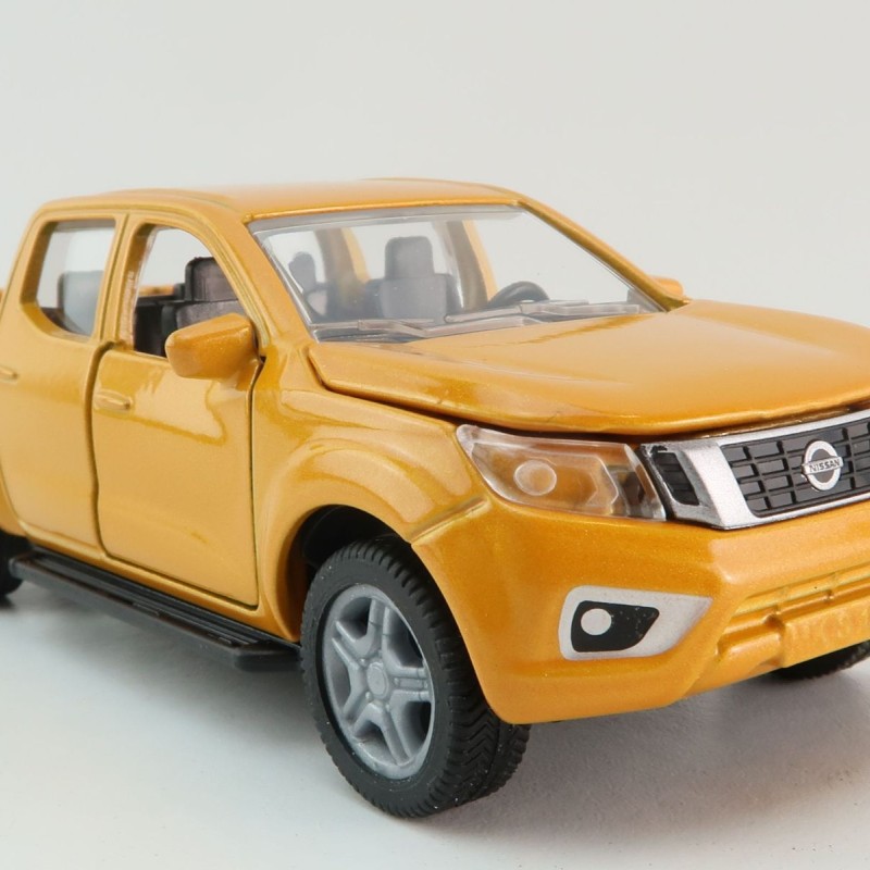 Siku 2360 - Nissan Navara Pick-up Truck - Scale 1:50