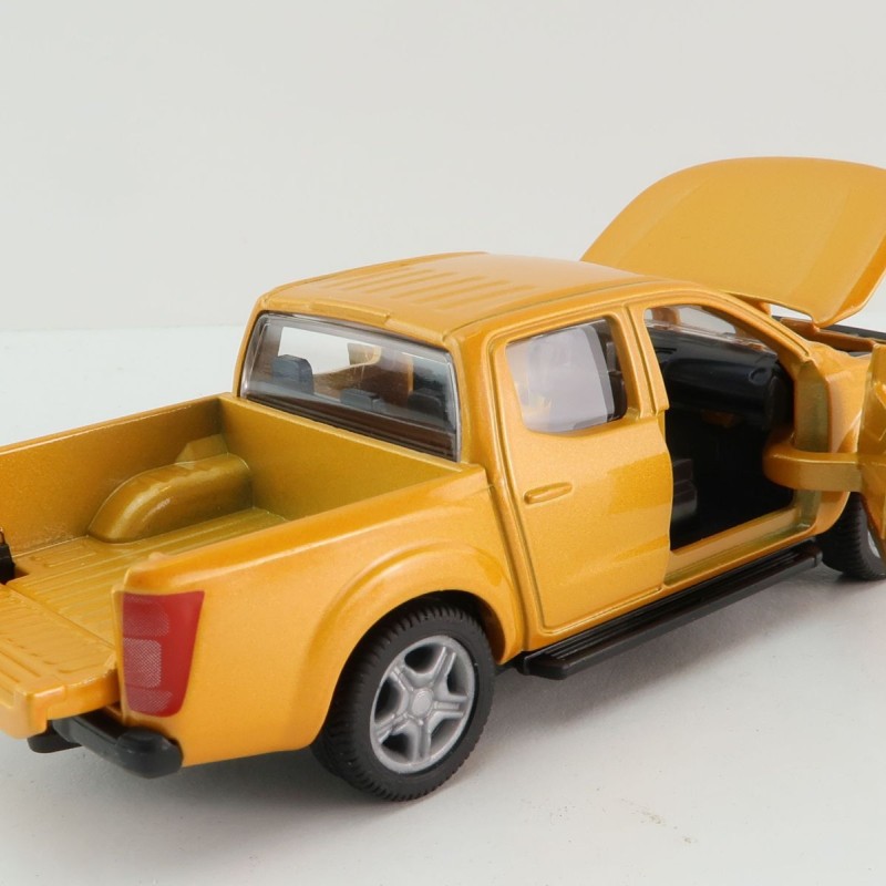 Siku 2360 - Nissan Navara Pick-up Truck - Scale 1:50