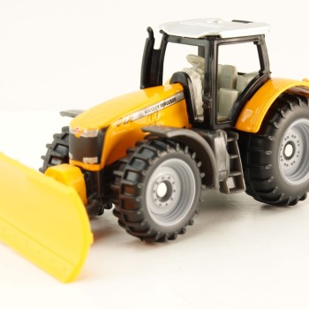 Siku 1564 - Massey Ferguson with Snow Clearing Blade  New 2025