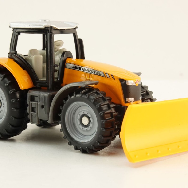 Siku 1564 - Massey Ferguson with Snow Clearing Blade  New 2025