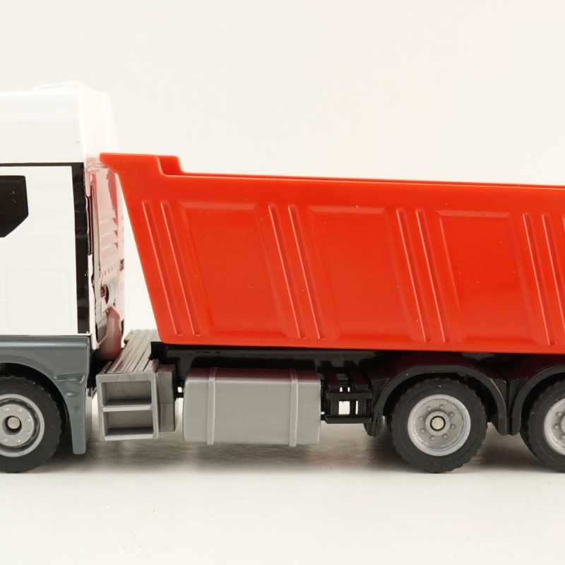 Siku 3518 - MAN TGX 26.520 6x4 Dump Truck - Scale 1:50 New 2025
