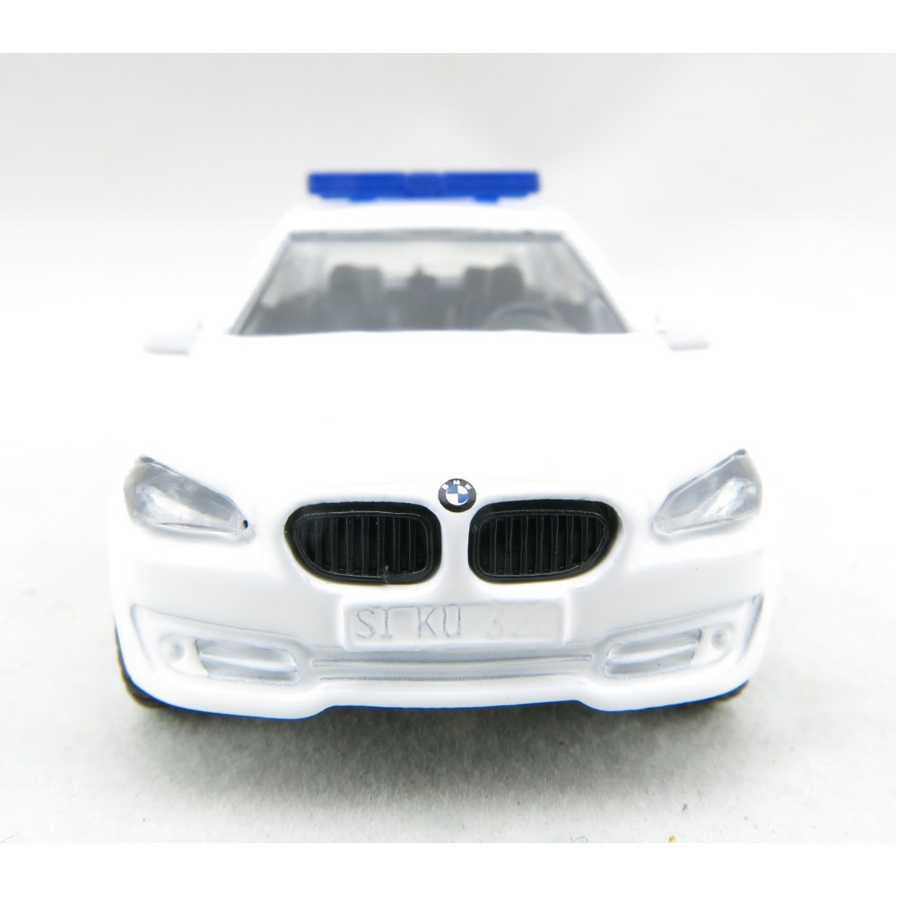 Siku 1461 - BWM 5er Touring Emergency Paramedic Doctor Car