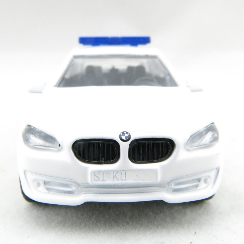 Siku 1461 - BWM 5er Touring Emergency Paramedic Doctor Car