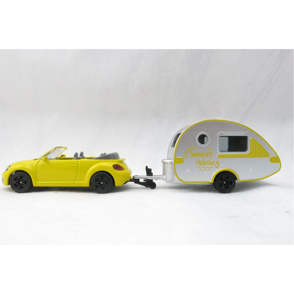 Siku 1629 - VW Volkswagen New Bettle Cabrio with Caravan Summer Holiday
