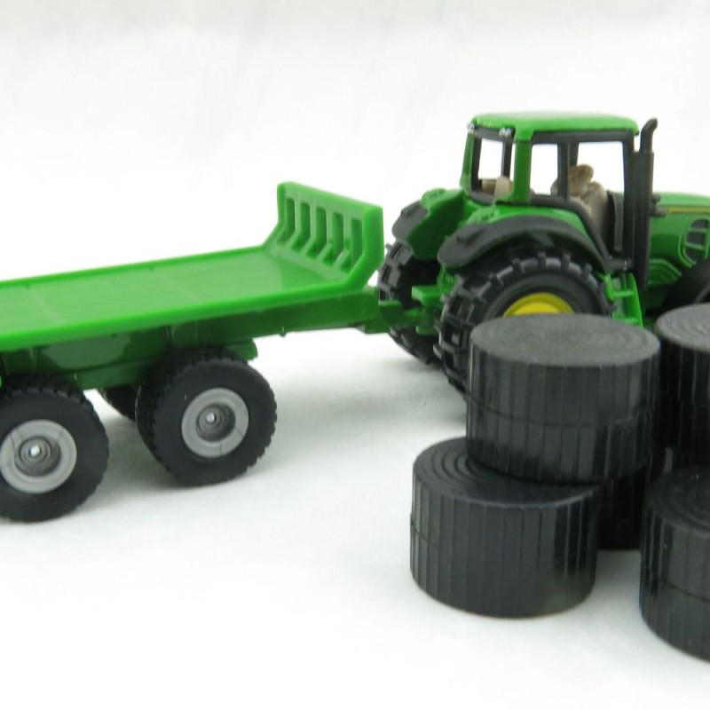 Siku 1632 - John Deere 7530 Tractor with Bale Trailer - Scale 1:72 - New Item 2022