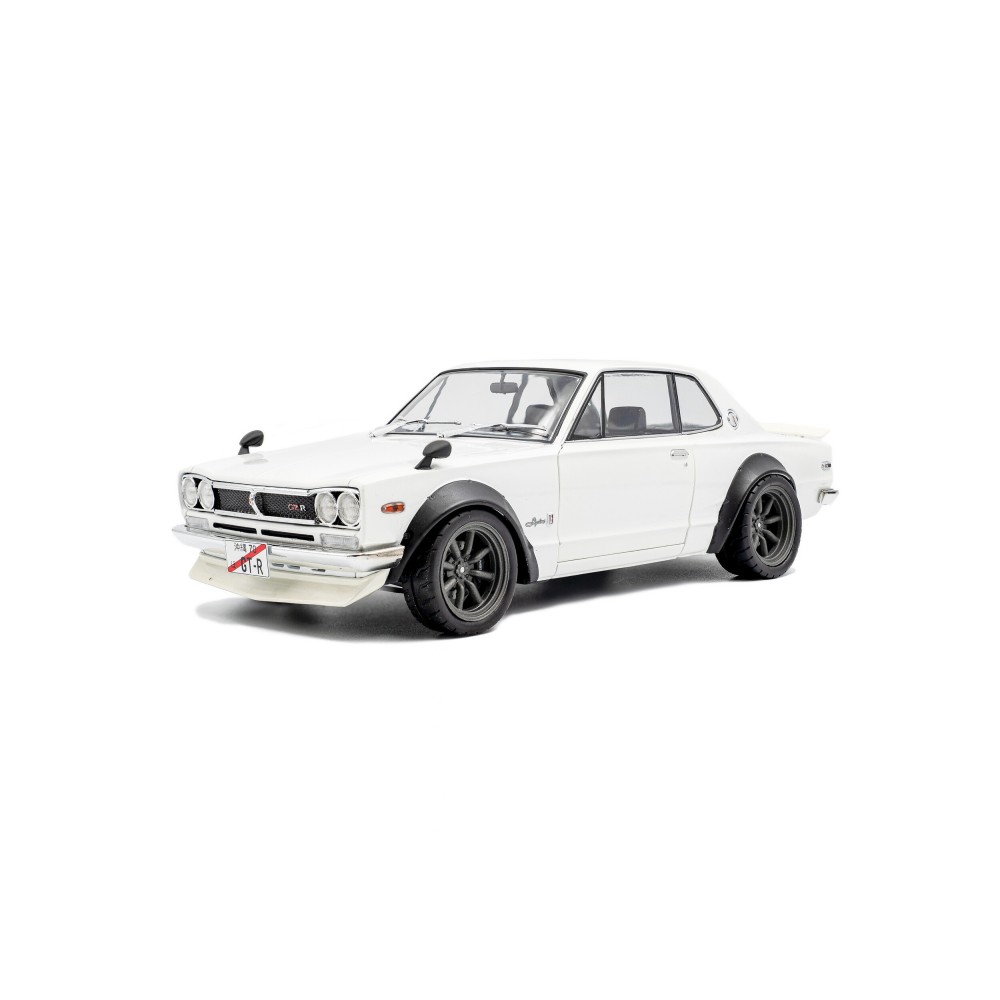 Solido S1813001 1970 Nissan Skyline C10 White - Hakosuka - Scale 1:18