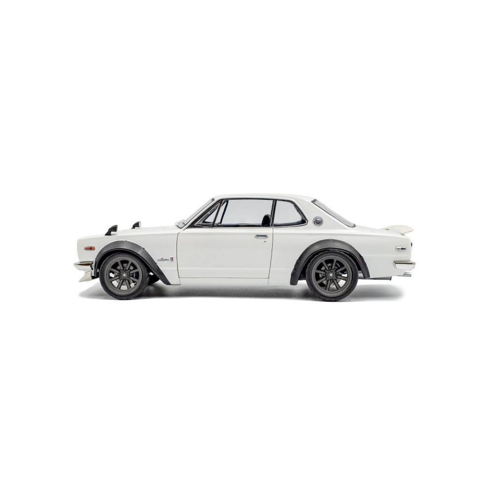 Solido S1813001 1970 Nissan Skyline C10 White - Hakosuka - Scale 1:18