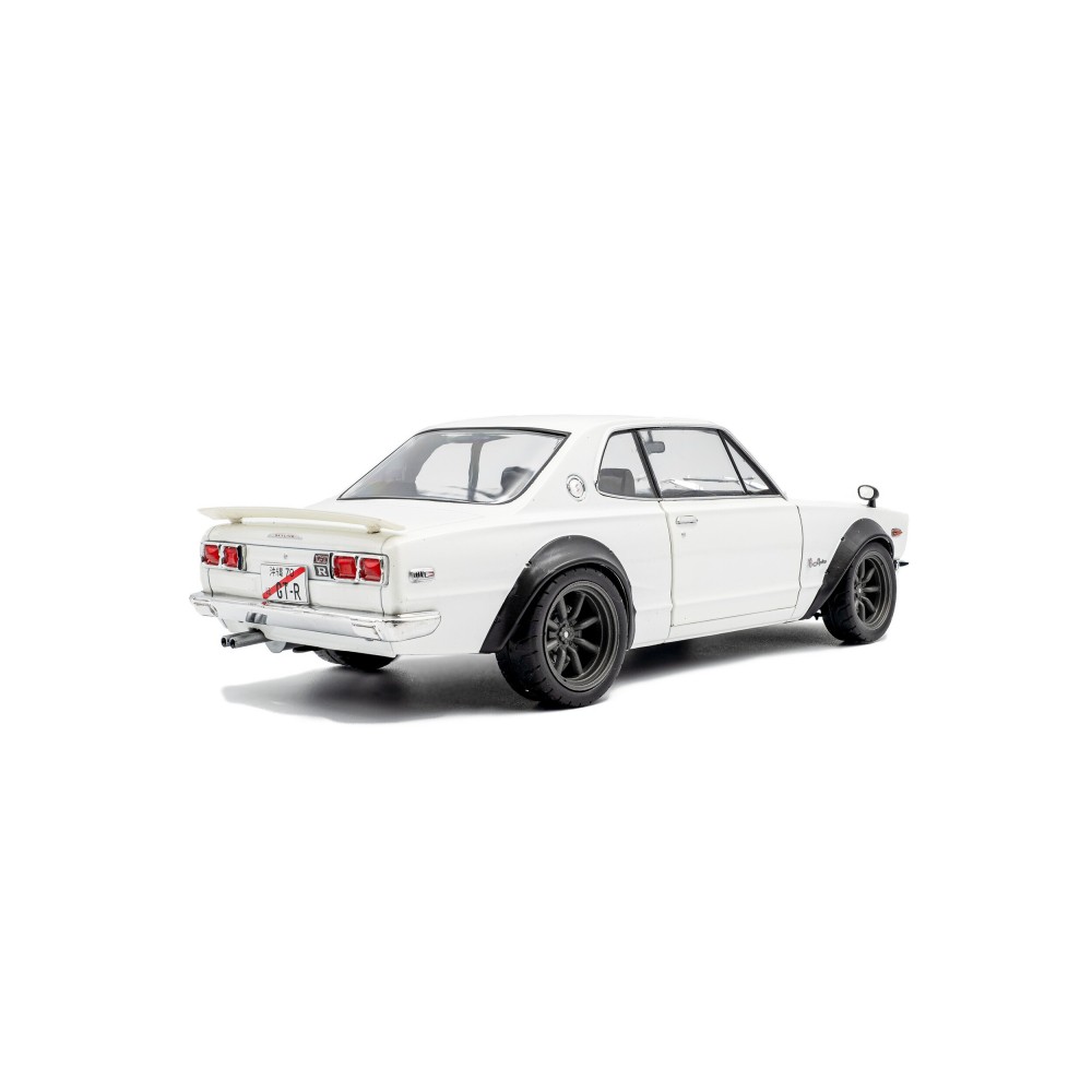 Solido S1813001 1970 Nissan Skyline C10 White - Hakosuka - Scale 1:18