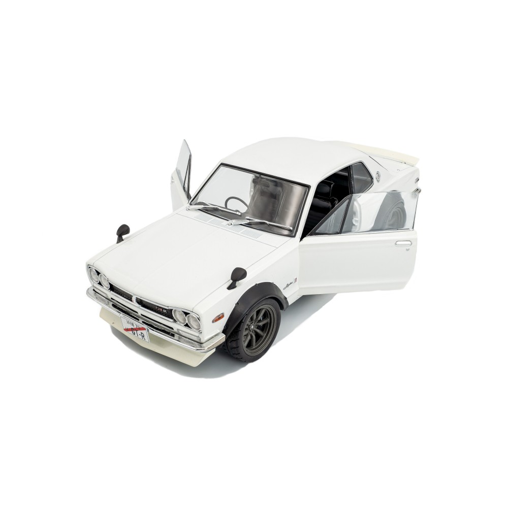 Solido S1813001 1970 Nissan Skyline C10 White - Hakosuka - Scale 1:18