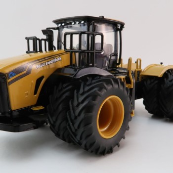 SpecCast MTS-001 - Mobile Track Solutions MTS 3630 Switchback Articulating 4WD Tractor - 1:50