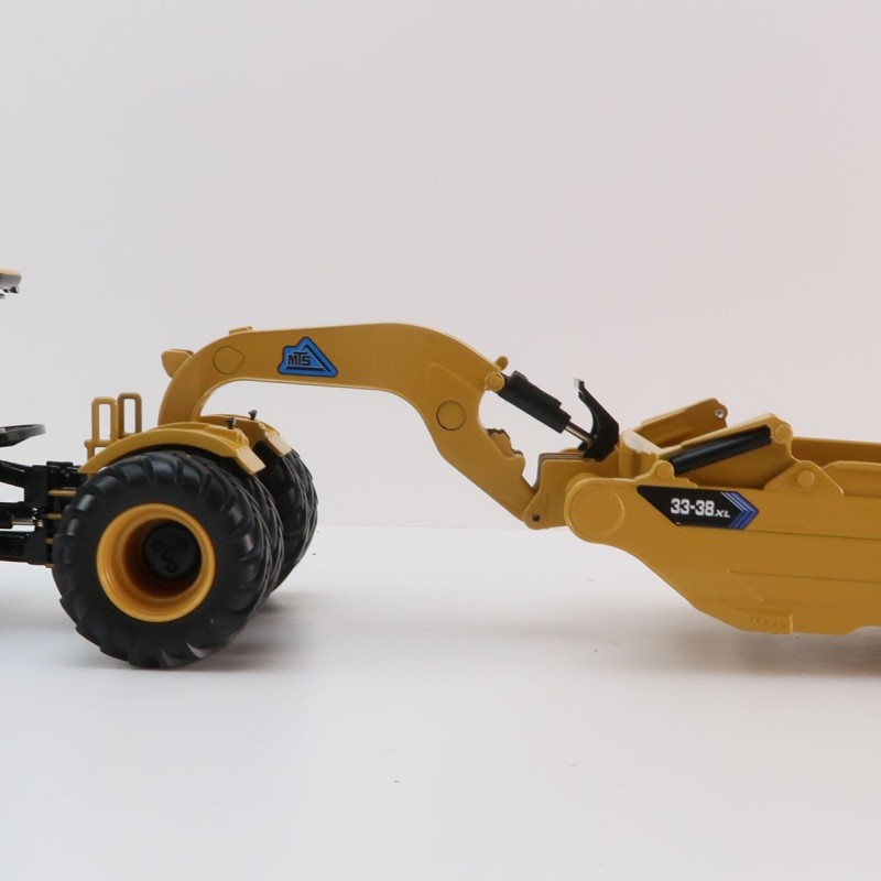 SpecCast Set - Mobile Track Solutions MTS 3630 Switchback Articulating 4WD Tractor & 33-38XL Towed Scraper - 1:50