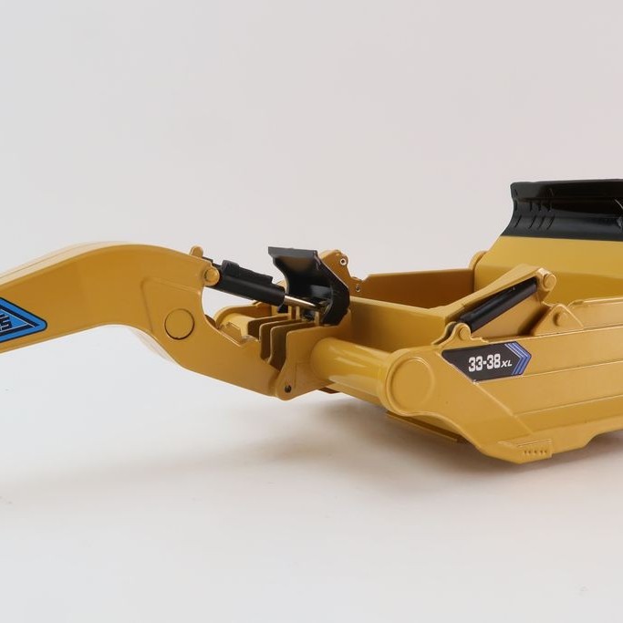 SpecCast MTS-002 - Mobile Track Solutions MTS 33-38XL Towed Scraper - 1:50