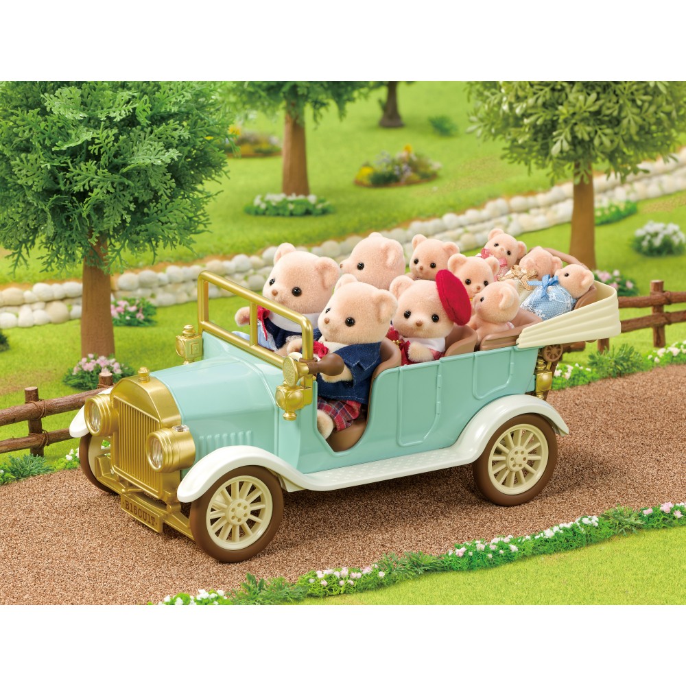 Sylvanian Families 5868 - Classic Family Car