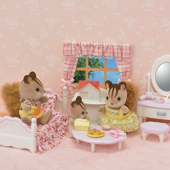 Sylvanian Families 5285 - Bedroom & Vanity Set