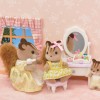 Sylvanian Families 5285 - Bedroom & Vanity Set