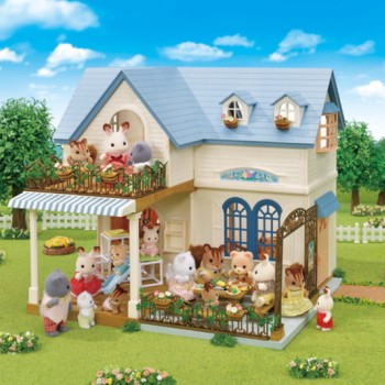 Sylvanian Families 5609 - Courtyard Home Gift Set