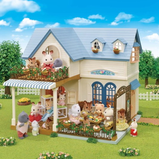 Sylvanian Families 5609 - Courtyard Home Gift Set
