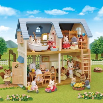 Sylvanian Families 5609 - Courtyard Home Gift Set