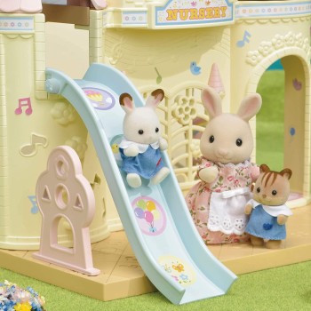 Sylvanian Families 5670 - Baby Castle Nursery Gift Set