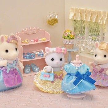 Sylvanian Families 5645 - Princess Dress Up Set