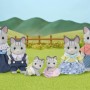 Sylvanian Families 5812 - Fisher Cat Family