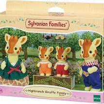 Sylvanian Families 5639 - Highbranch Giraffe Family