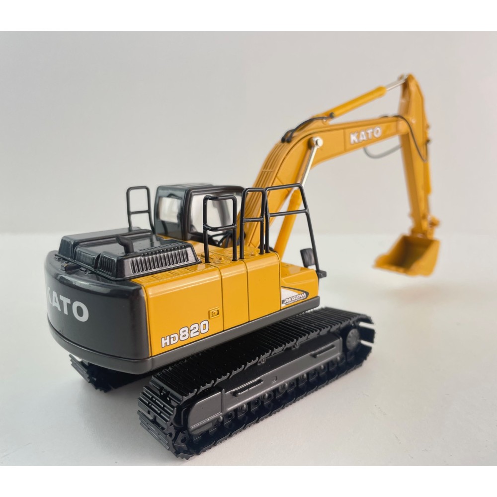 KATO HD820-7 Tracked Hydraulic Excavator Diecast 1:50