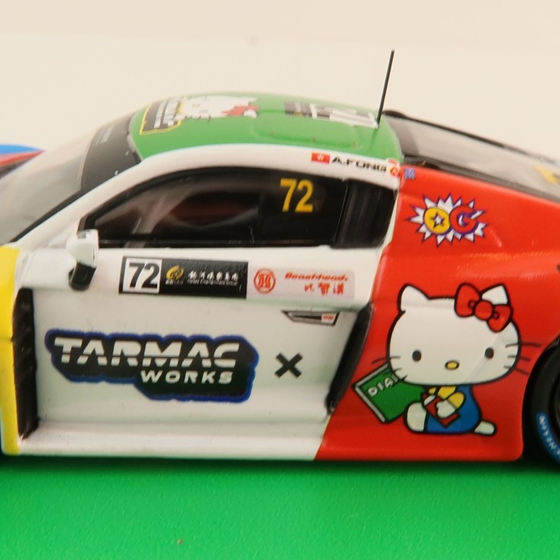 Tarmac Works T64-043-22MGP72 Audi R8 Lms GT3 Evo II Macau Gt Cup 2022 Hello Kitty - Scale 1:64