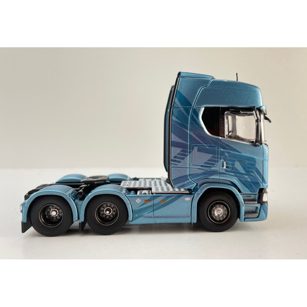 Tekno 86816 - Scania Next Gen Highline 770S 6x2 Truck Prime Mover - Frost - Scale 1:50