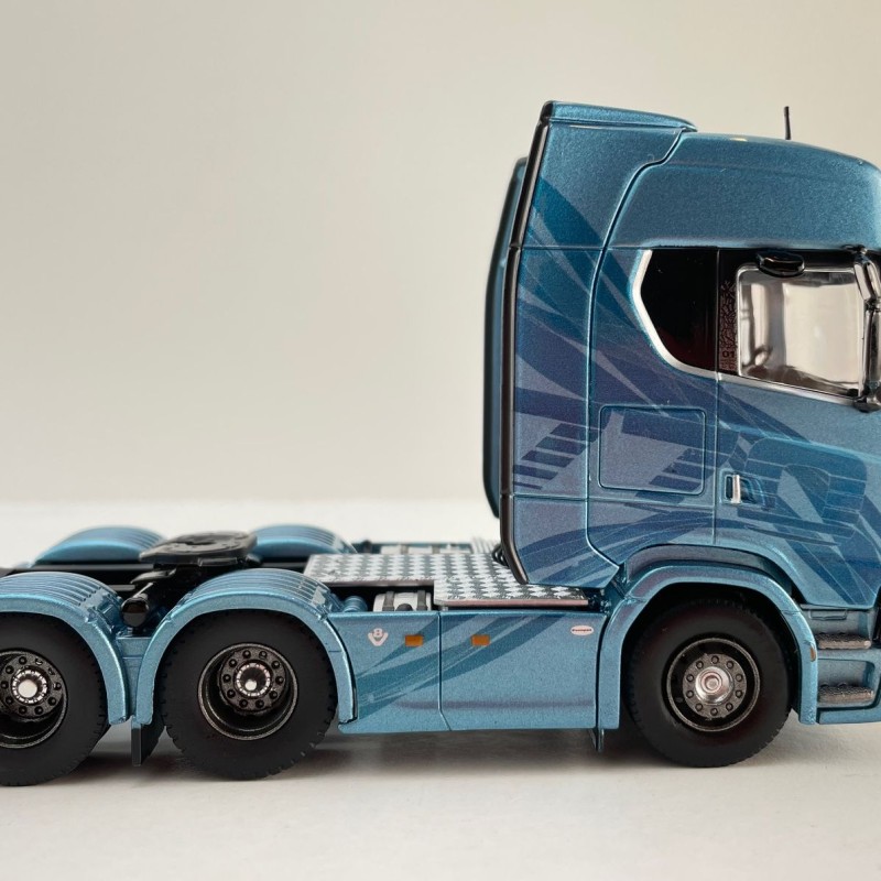 Tekno 86816 - Scania Next Gen Highline 770S 6x2 Truck Prime Mover - Frost - Scale 1:50