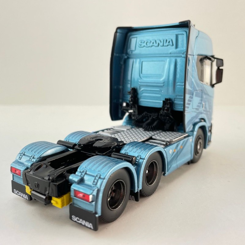 Tekno 86816 - Scania Next Gen Highline 770S 6x2 Truck Prime Mover - Frost - Scale 1:50