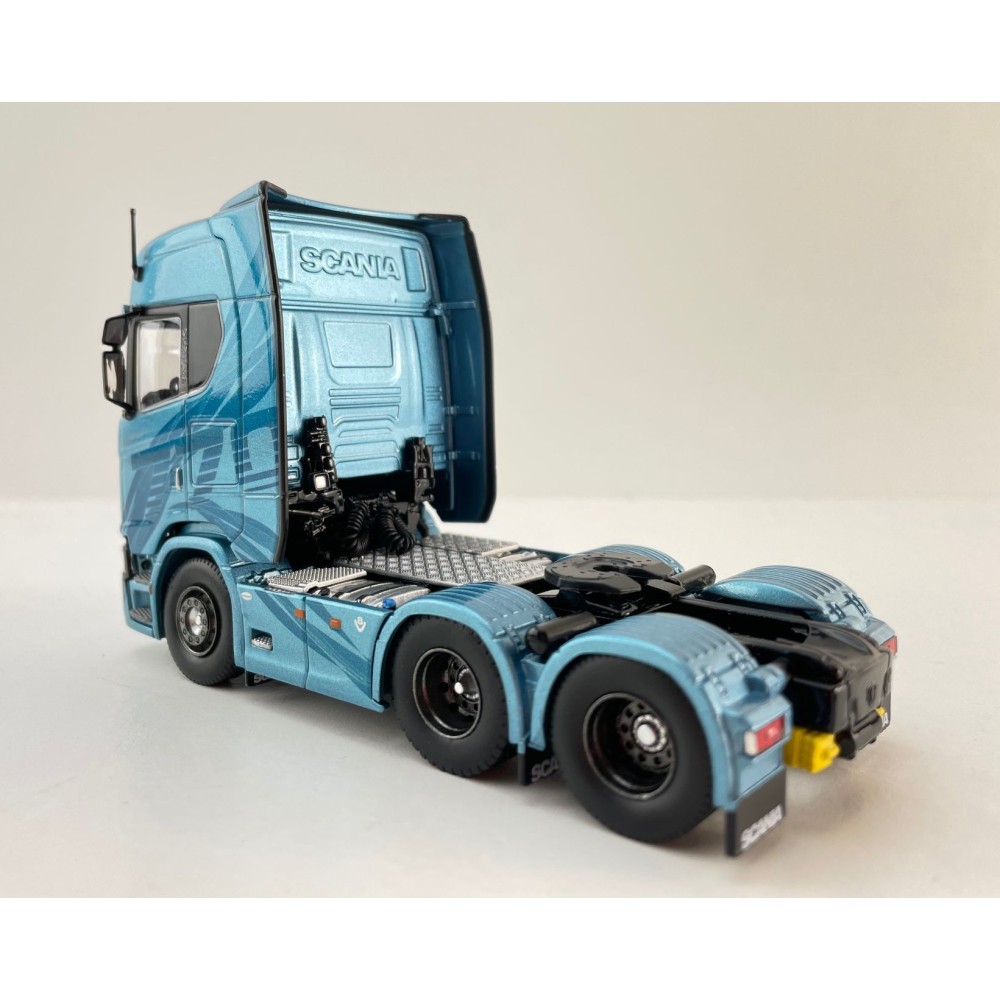 Tekno 86816 - Scania Next Gen Highline 770S 6x2 Truck Prime Mover - Frost - Scale 1:50