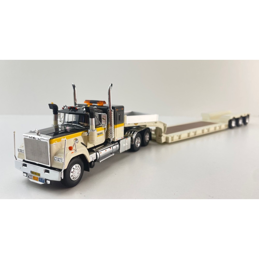 Tekno 87040 - Mack RW Superliner 6x4 Truck with Gooseneck Low Loader Trailer Van den Herik - Scale 1:50