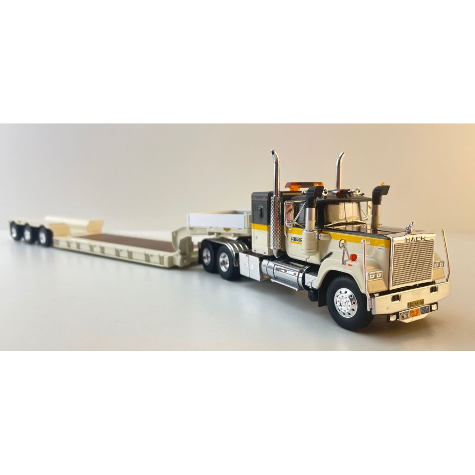 Tekno 87040 - Mack RW Superliner 6x4 Truck with Gooseneck Low Loader Trailer Van den Herik - Scale 1:50