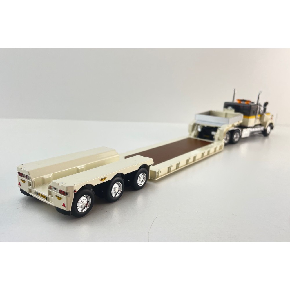 Tekno 87040 - Mack RW Superliner 6x4 Truck with Gooseneck Low Loader Trailer Van den Herik - Scale 1:50