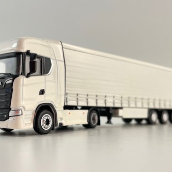 Tekno 87403 - Scania Next Gen S-Serie 4x2 Truck with Curtainside Semi 3-axle Trailer White - Scale 1:87