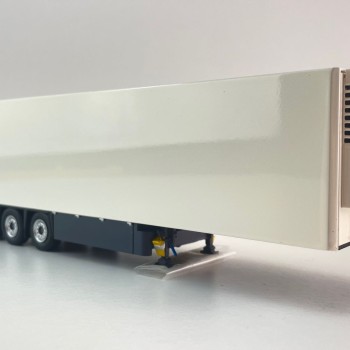 Tekno 88843 - Semi 3-axle Box Reefer Trailer White Schmitz Cargobull - Scale 1:50
