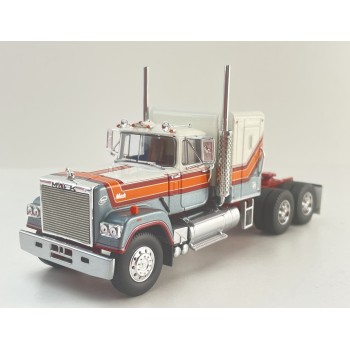 Tekno 89358 Mack Super Liner 6x4 Prime Mover Truck Red White Grey - Scale 1:50