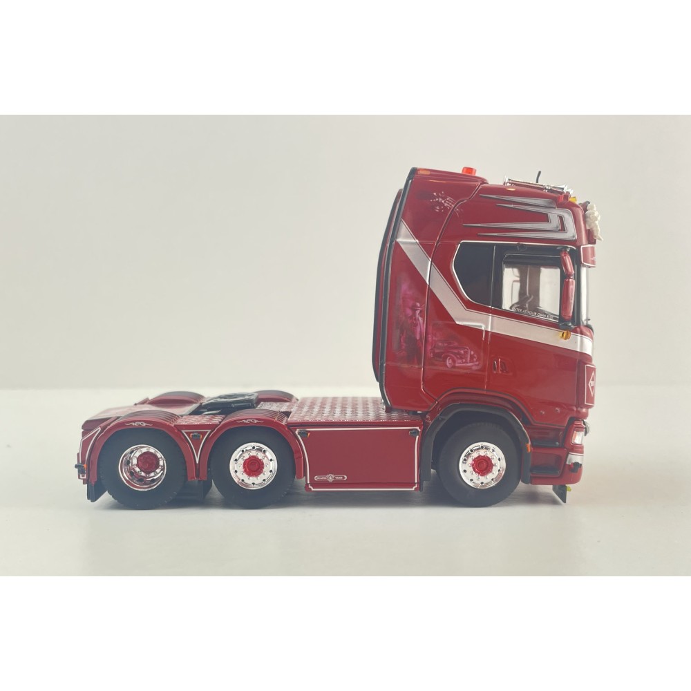 Tekno 89429 - Scania NGS Highline 6x2 Truck Prime Mover Weeda - Oldschool Gangsters - Scale 1:50