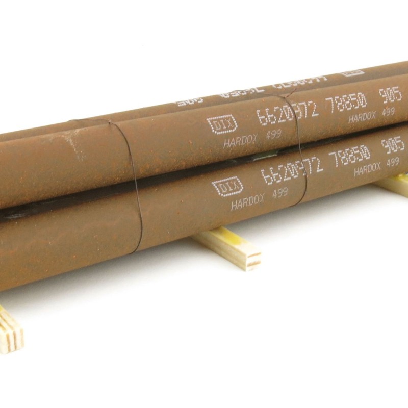 Tekno 69212 Load of Rusted Steel Hardox Pipes - Scale 1:50