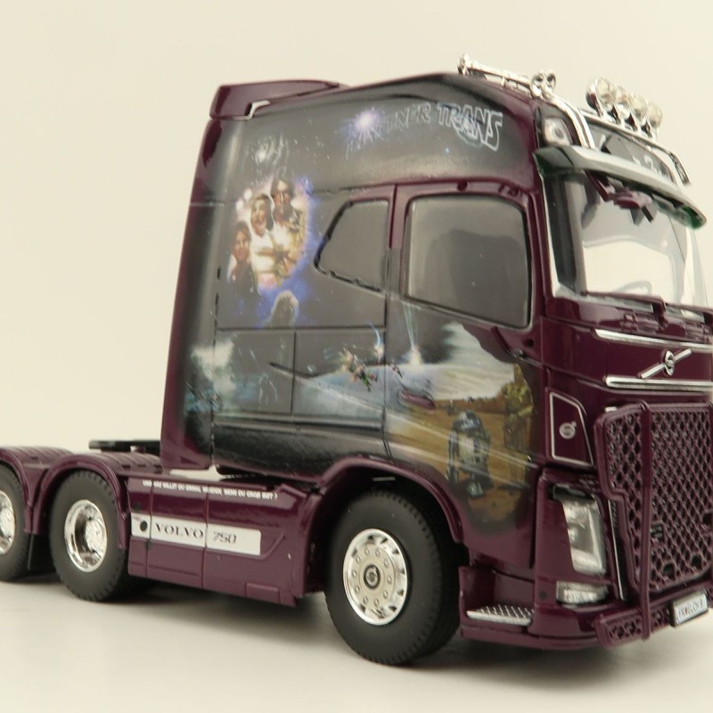 Tekno 70122 - Volvo FH04 Longtrotter XL Prime Mover Show Truck Lettner Trans - Scale 1:50