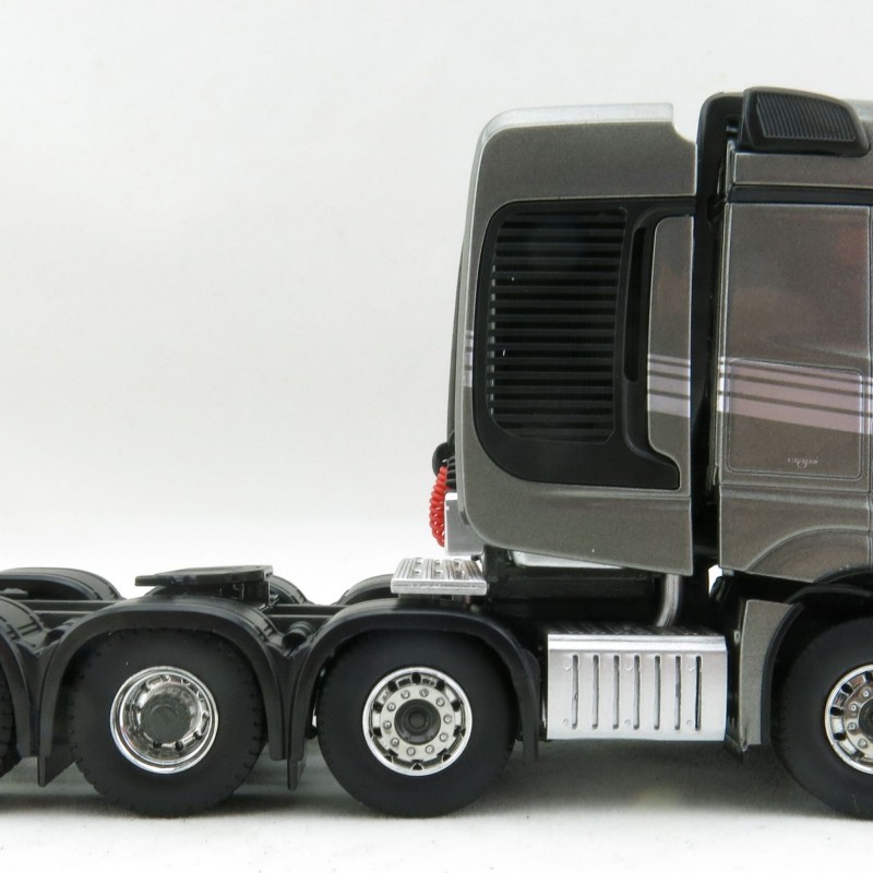 Tekno 71173 Mercedes-Benz Arocs SLT 8x4 Prime Mover - Right Hand Drive - Scale 1:50
