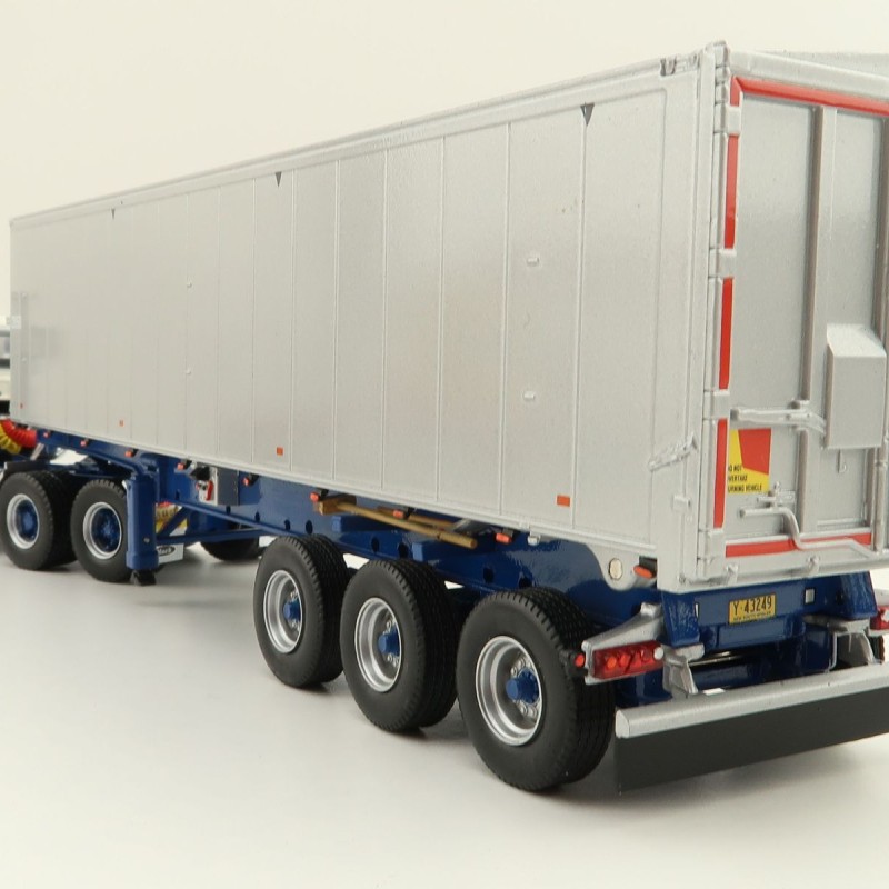 Tekno 73945 Australian Mack F700 6x4 Prime Mover with Tipper - Willis Haulage - Scale 1:50