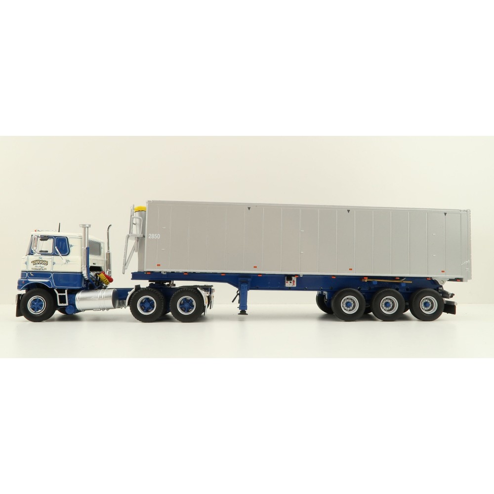 Tekno 73945 Australian Mack F700 6x4 Prime Mover with Tipper - Willis Haulage - Scale 1:50