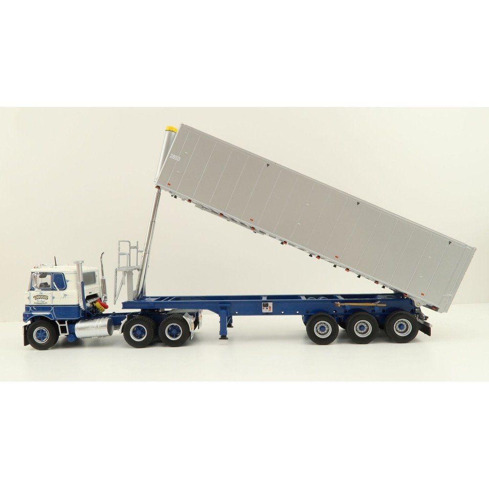 Tekno 73945 Australian Mack F700 6x4 Prime Mover with Tipper - Willis Haulage - Scale 1:50